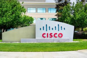 What’s the difference between Cisco SD-WAN vs Meraki SD-WAN?